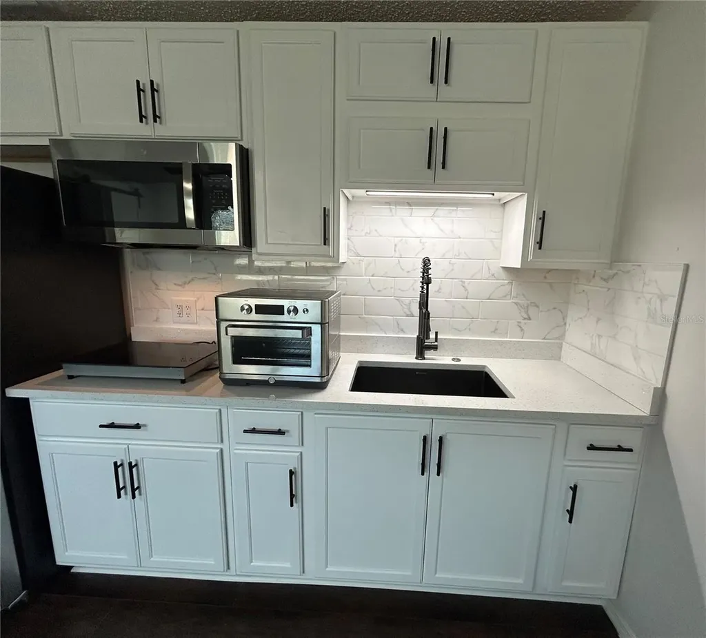 4720 7th Avenue N St Petersburg FL 33713