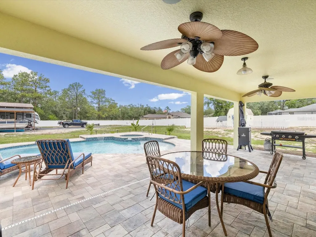 11051 Mirage Avenue Weeki Wachee FL 34614