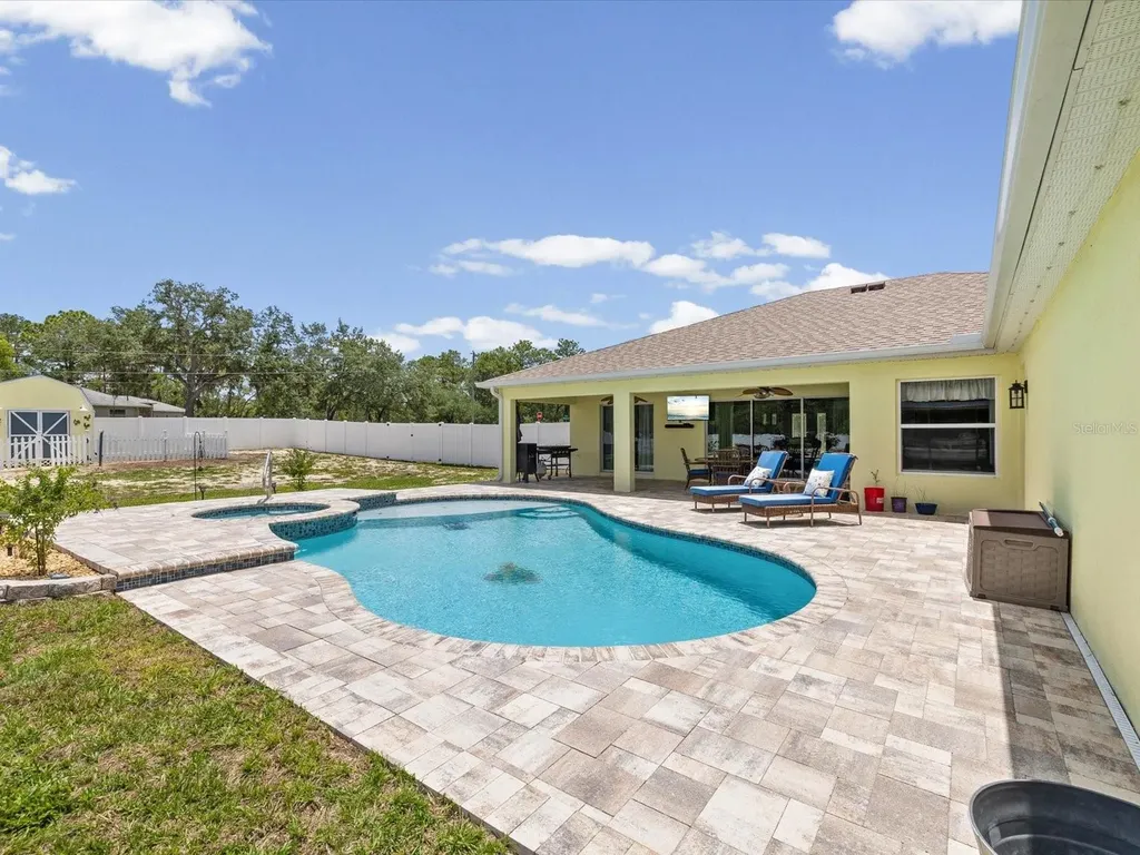 11051 Mirage Avenue Weeki Wachee FL 34614