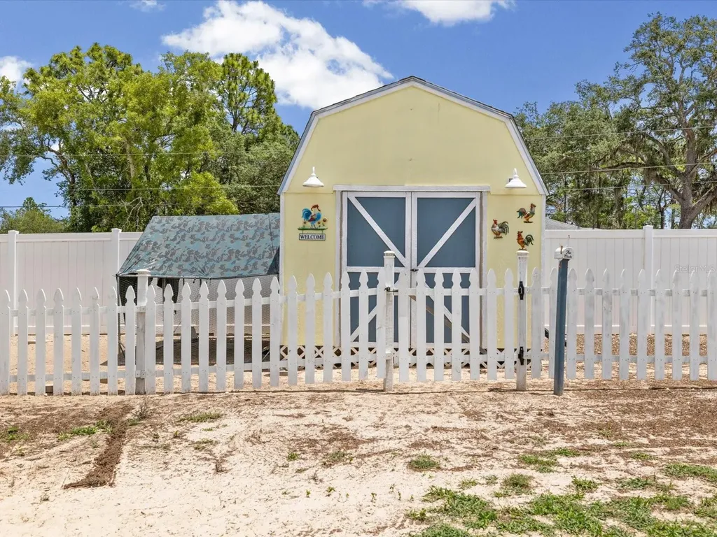 11051 Mirage Avenue Weeki Wachee FL 34614