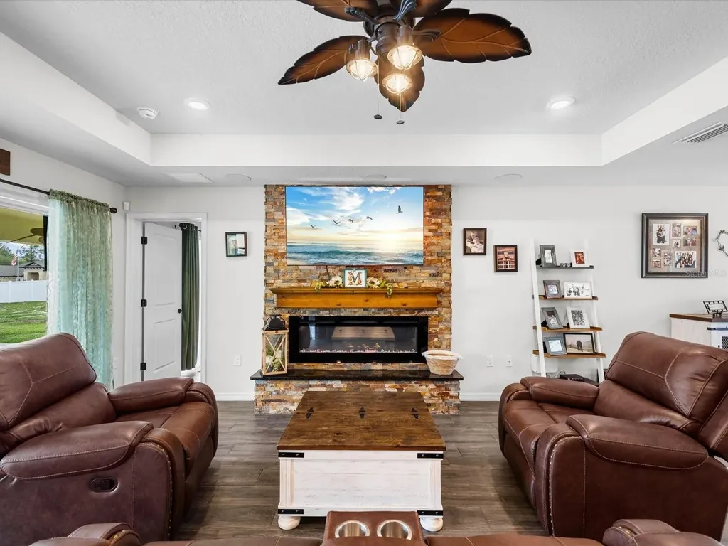 11051 Mirage Avenue Weeki Wachee FL 34614