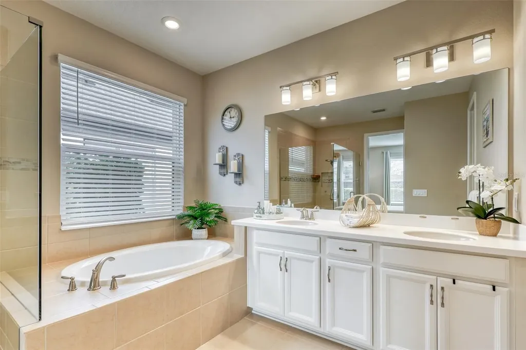 6374 Grandview Hill Court Bradenton FL 34203