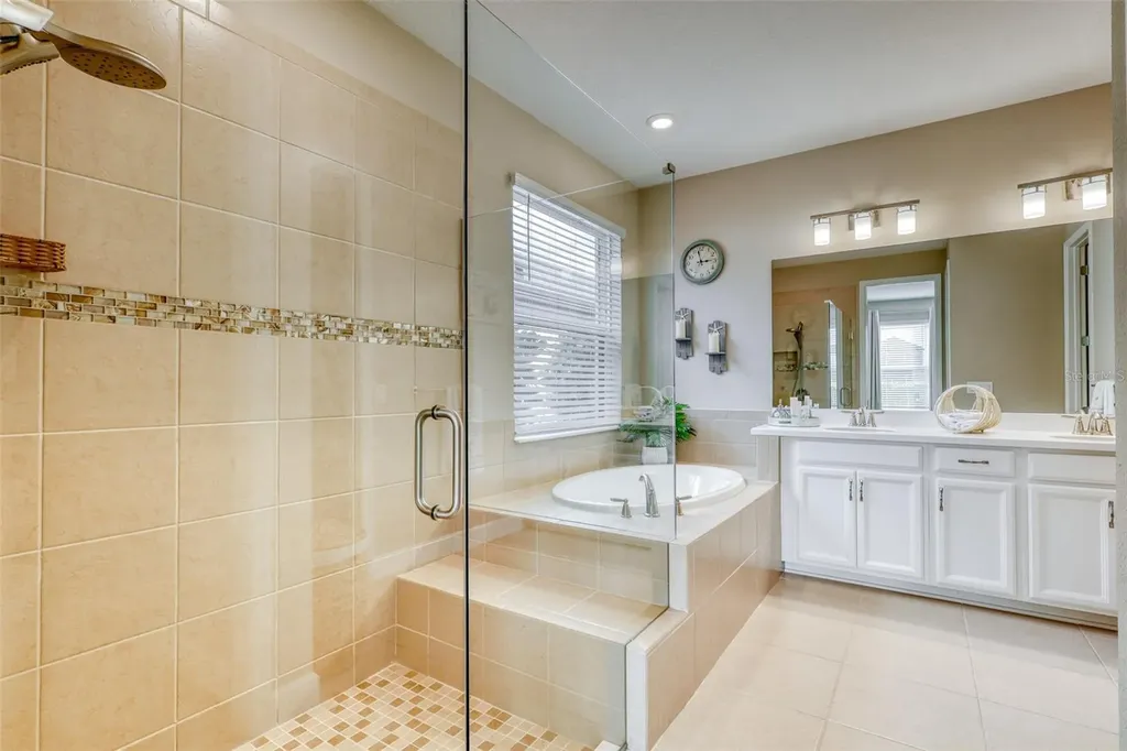 6374 Grandview Hill Court Bradenton FL 34203