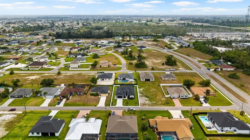 503 SW 26th Avenue Cape Coral FL 33991