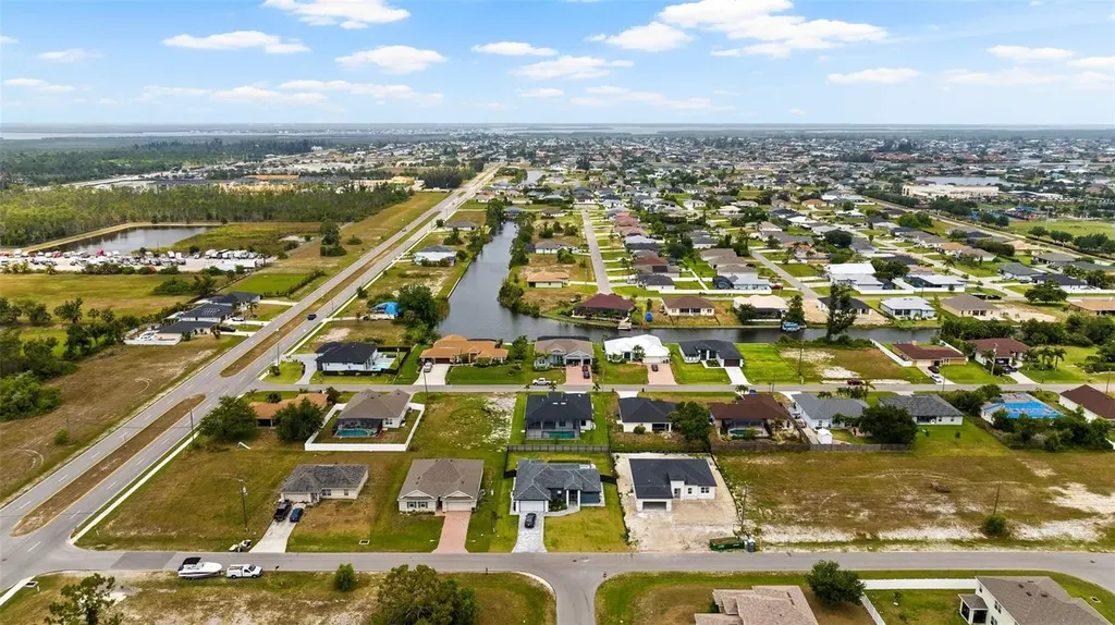 503 SW 26th Avenue Cape Coral FL 33991