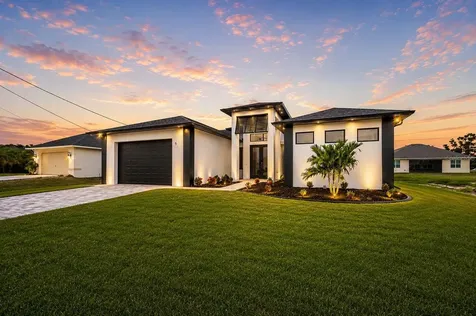 503 SW 26th Avenue Cape Coral FL 33991
