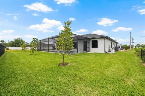 503 SW 26th Avenue Cape Coral FL 33991