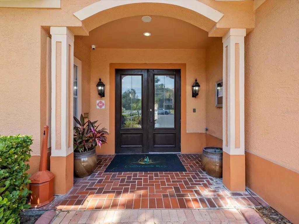 5000 Culbreath Key Way Tampa FL 33611