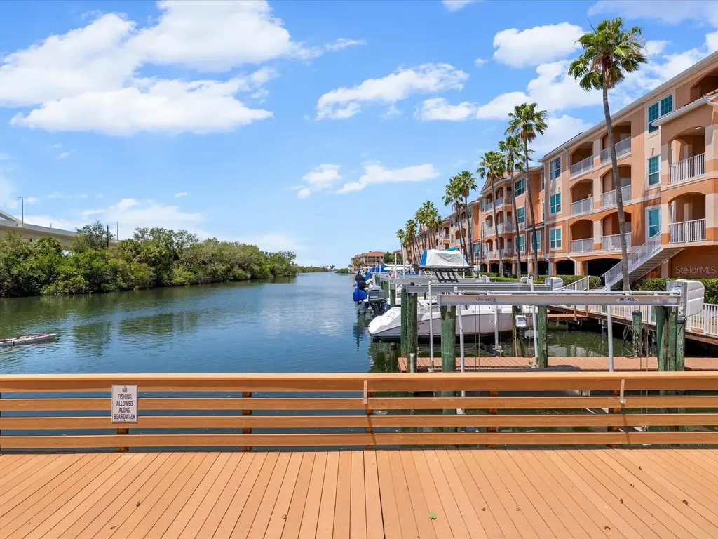 5000 Culbreath Key Way Tampa FL 33611