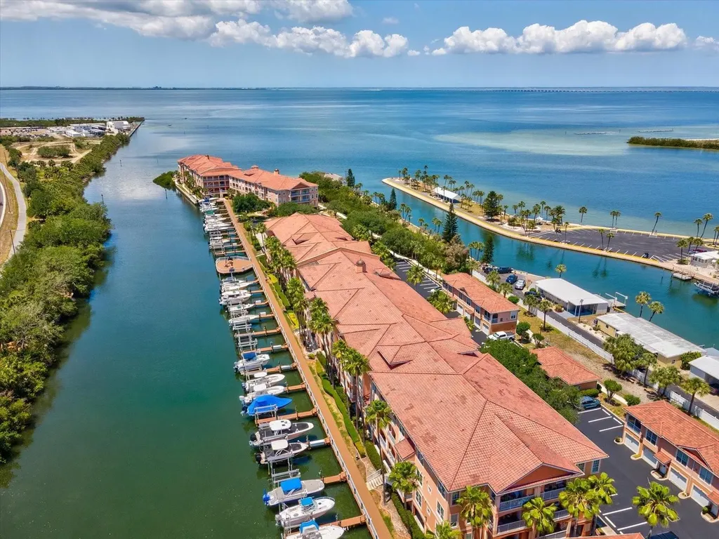 5000 Culbreath Key Way Tampa FL 33611