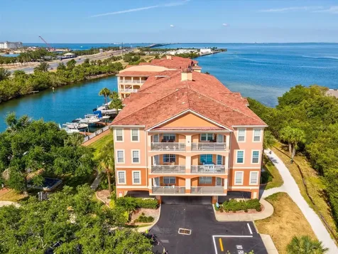 5000 Culbreath Key Way Tampa FL 33611
