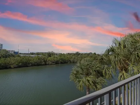 5000 Culbreath Key Way Tampa FL 33611