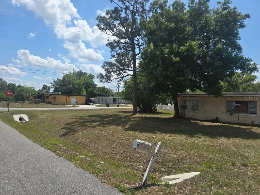8324 Dawn Drive Orlando FL 32809