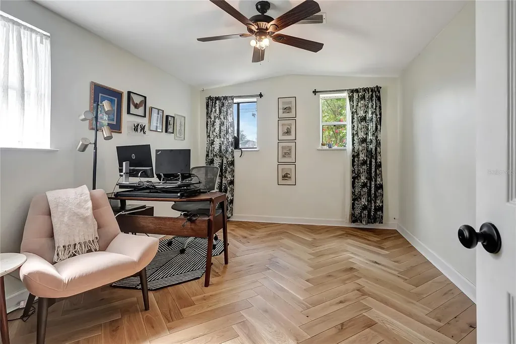 4012 12th Avenue N St Petersburg FL 33713