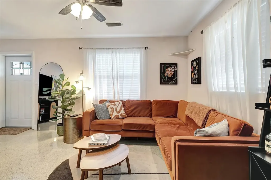 4012 12th Avenue N St Petersburg FL 33713