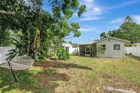 4012 12th Avenue N St Petersburg FL 33713