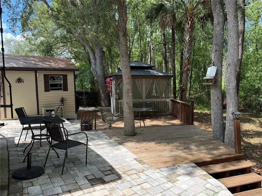 2853 NE 104th Terrace Silver Springs FL 34488