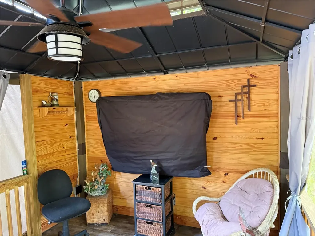 2853 NE 104th Terrace Silver Springs FL 34488