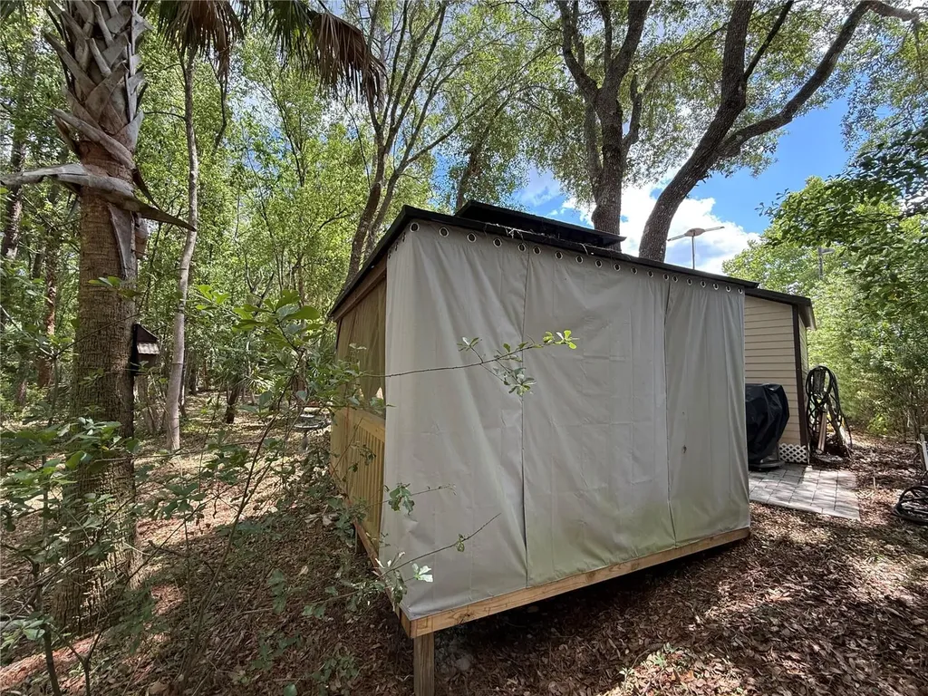 2853 NE 104th Terrace Silver Springs FL 34488