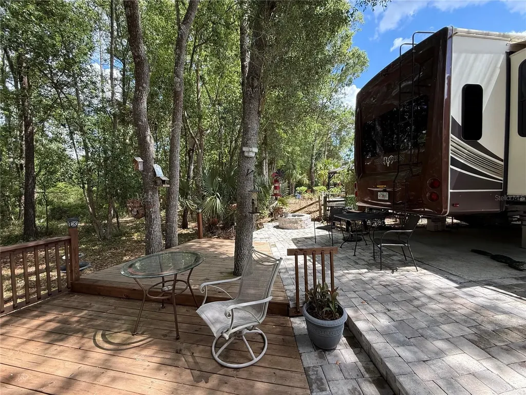 2853 NE 104th Terrace Silver Springs FL 34488