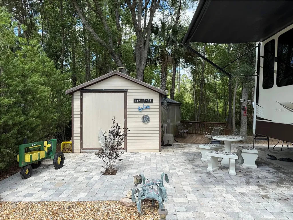 2853 NE 104th Terrace Silver Springs FL 34488