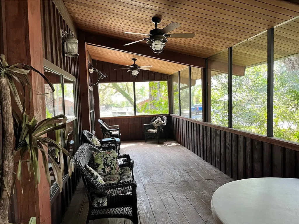 2853 NE 104th Terrace Silver Springs FL 34488