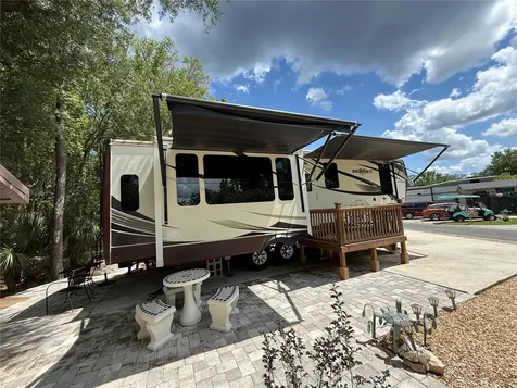 2853 NE 104th Terrace Silver Springs FL 34488
