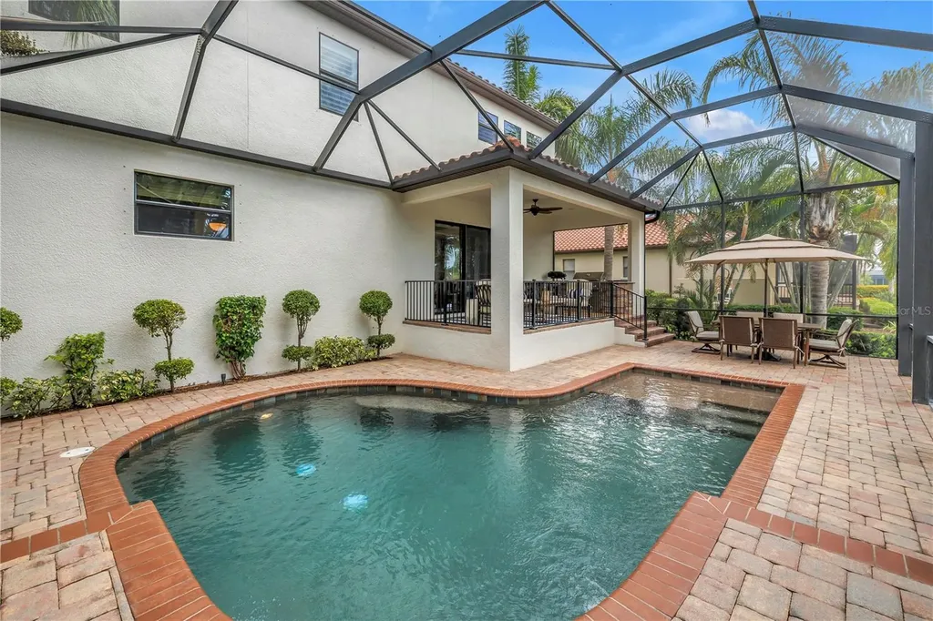 6237 Signature Pointe Lane Bradenton FL 34210