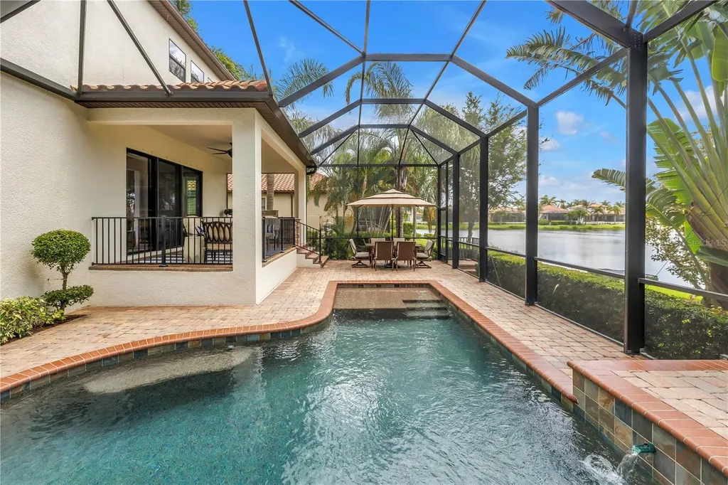 6237 Signature Pointe Lane Bradenton FL 34210