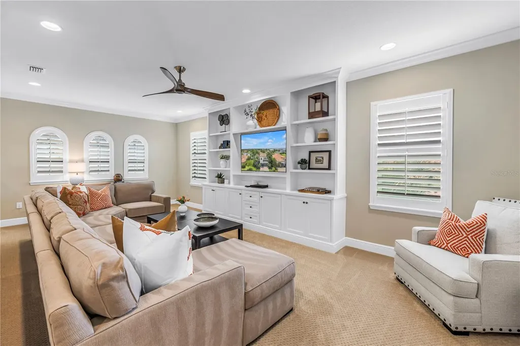 6237 Signature Pointe Lane Bradenton FL 34210