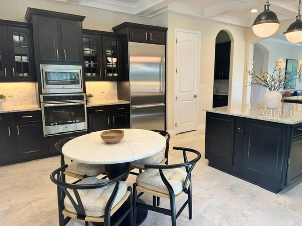 6237 Signature Pointe Lane Bradenton FL 34210