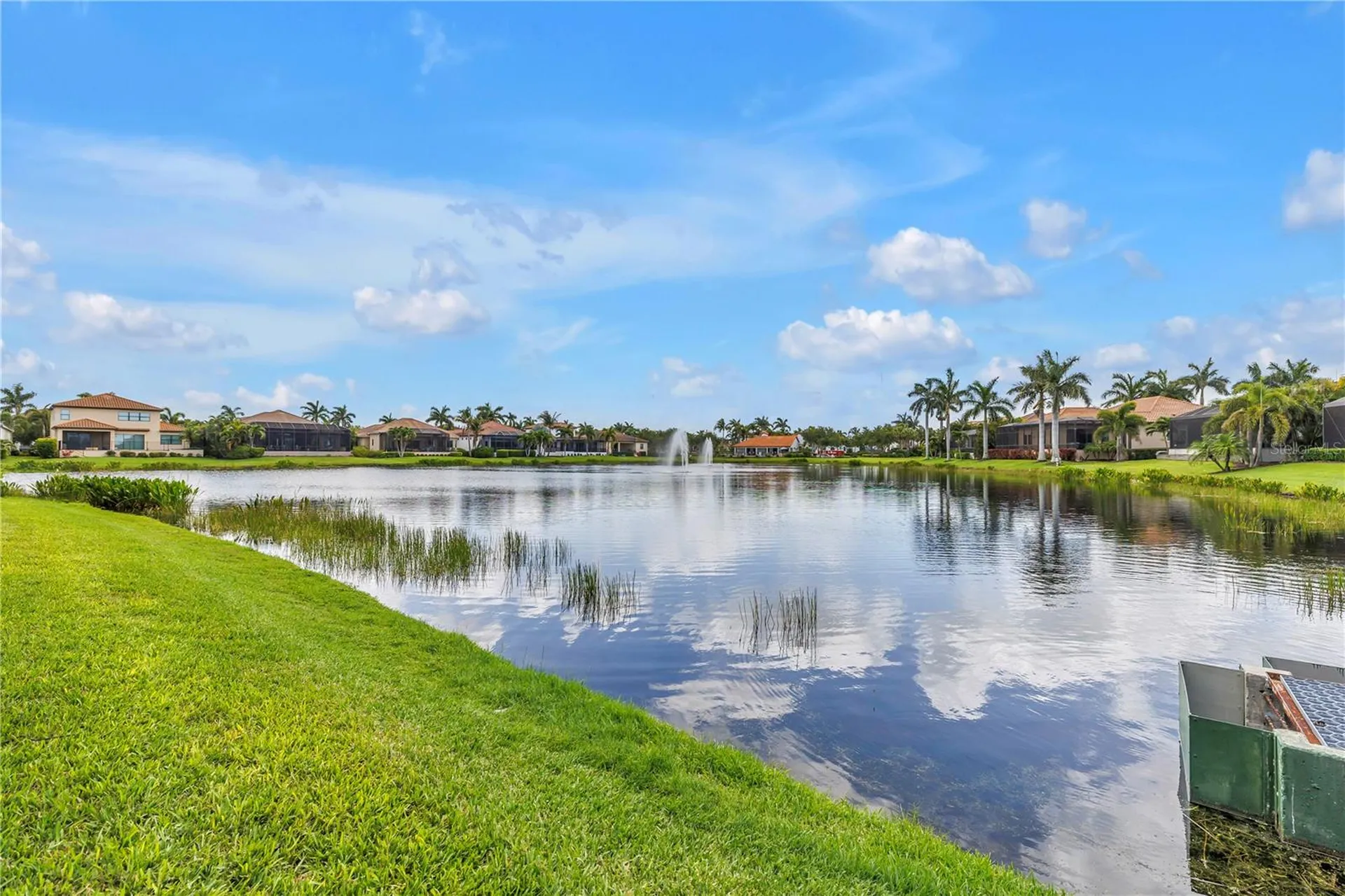 6237 Signature Pointe Lane Bradenton FL 34210