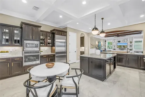 6237 Signature Pointe Lane Bradenton FL 34210