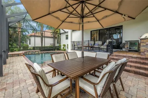 6237 Signature Pointe Lane Bradenton FL 34210