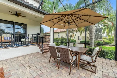 6237 Signature Pointe Lane Bradenton FL 34210