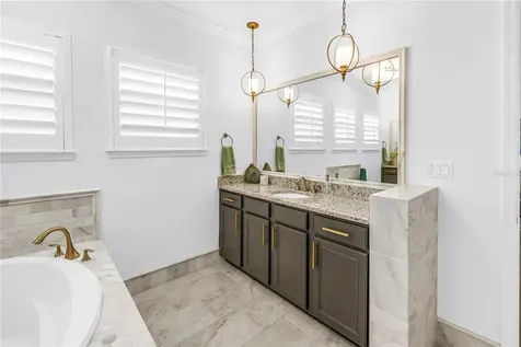 6237 Signature Pointe Lane Bradenton FL 34210