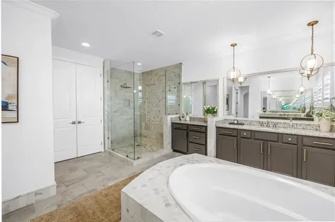 6237 Signature Pointe Lane Bradenton FL 34210