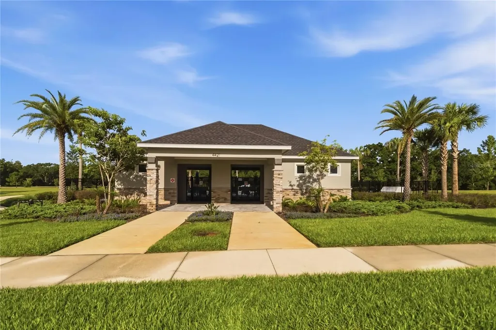 4519 Lions Gate Avenue Clermont FL 34711