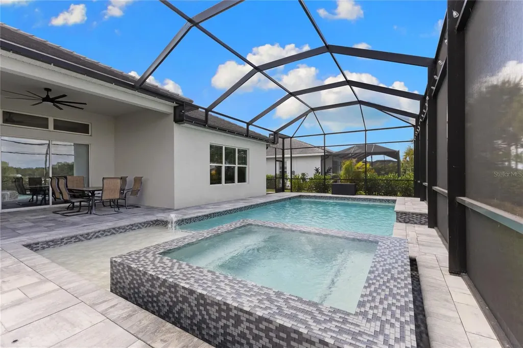 4645 Antrim Drive Sarasota FL 34240