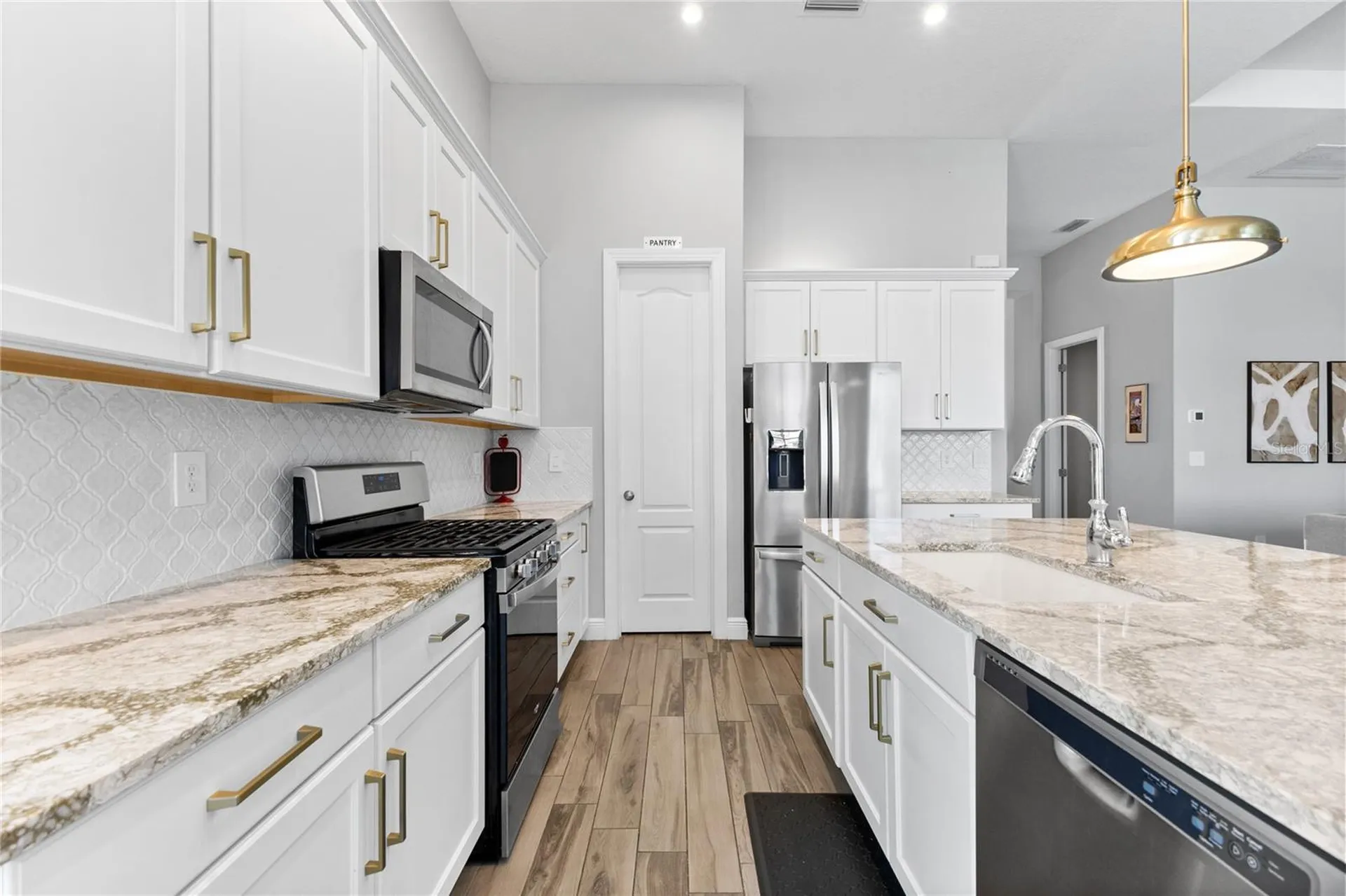 4645 Antrim Drive Sarasota FL 34240