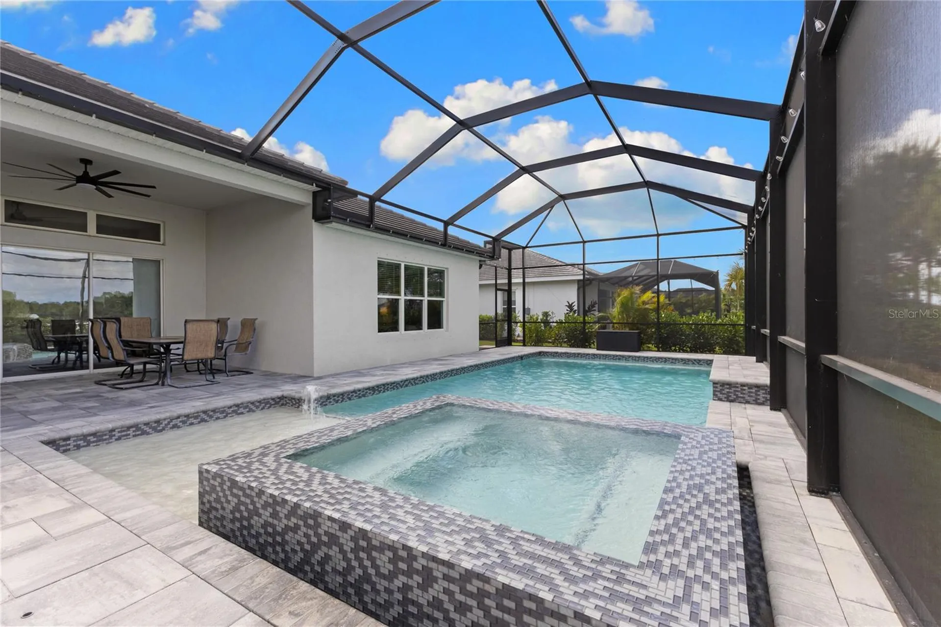 4645 Antrim Drive Sarasota FL 34240