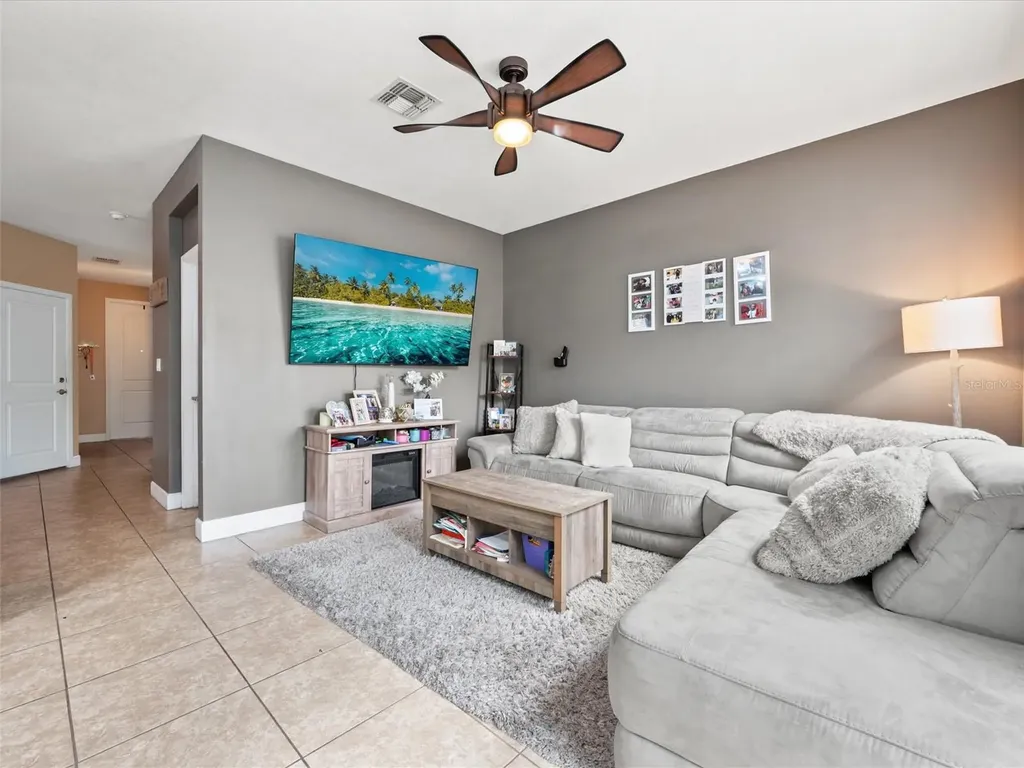 4441 NW 48th Terrace Tamarac FL 33319