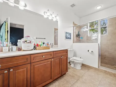 4441 NW 48th Terrace Tamarac FL 33319