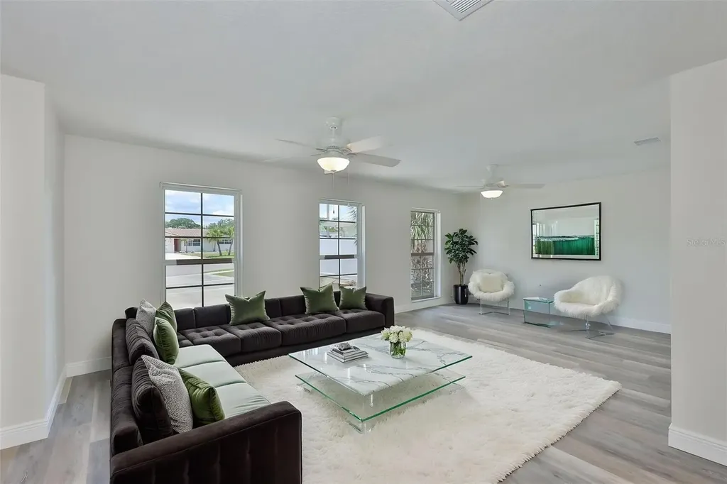 8410 Lava Place Tampa FL 33615