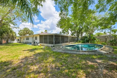 8410 Lava Place Tampa FL 33615