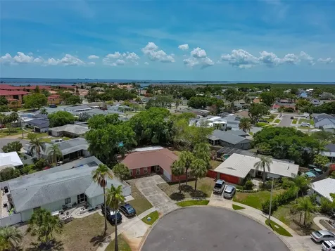 8410 Lava Place Tampa FL 33615