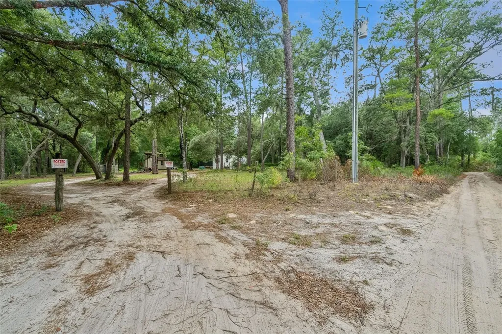 28100 SE 171st Street Umatilla FL 32784