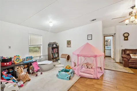 28100 SE 171st Street Umatilla FL 32784