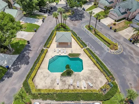 7204 Bay Club Way Orlando FL 32835