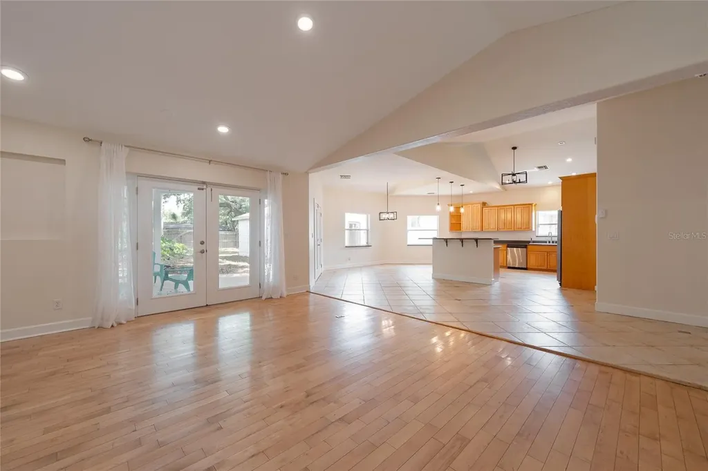 1015 Venetian Avenue Orlando FL 32804